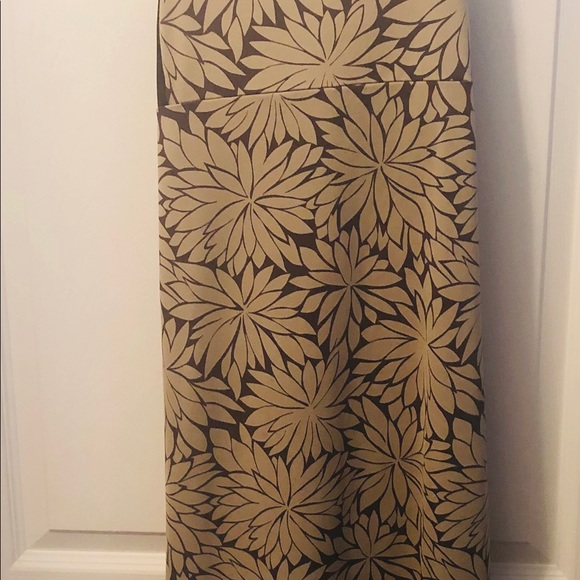 STONEWEAR DESIGNS - M BROWN ATHLETIC DRESS - Picture 4 of 7